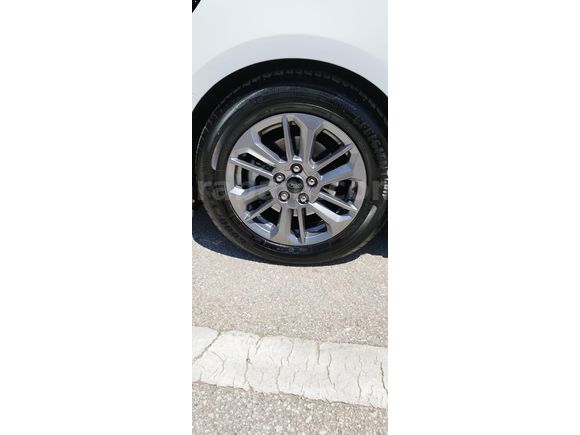 Sahibinden Ford Focus 1.5 EcoBlue Titanium Stil 2024 Model