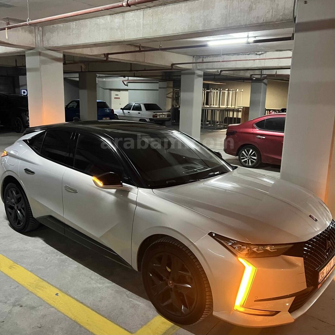 Sahibinden DS Automobiles DS4 1.5 BlueHDi Performance Line 2023 Model İzmir 89.000 km Gri 2