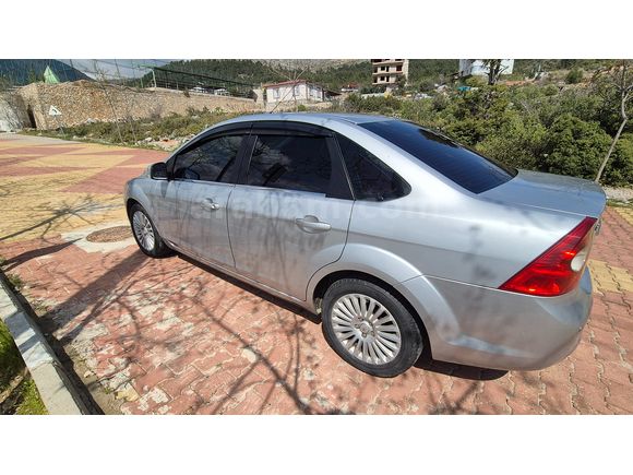 Sahibinden Ford Focus 1.6 TDCi Titanium 2011 Model Antalya