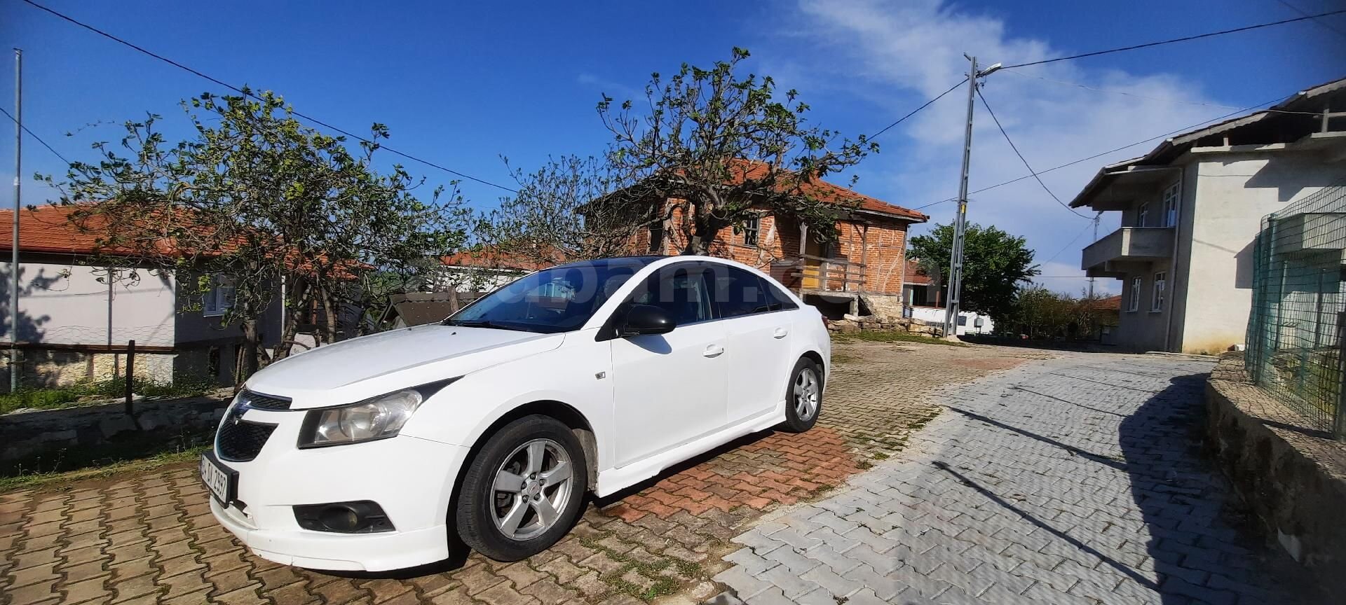 Chevrolet Cruze 1.6 LS Plus 2010 Model Otomatik 3