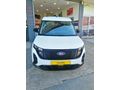 İlk Sahibinden Ford Tourneo Courier 1.0 EcoBoost Deluxe 2024 Model