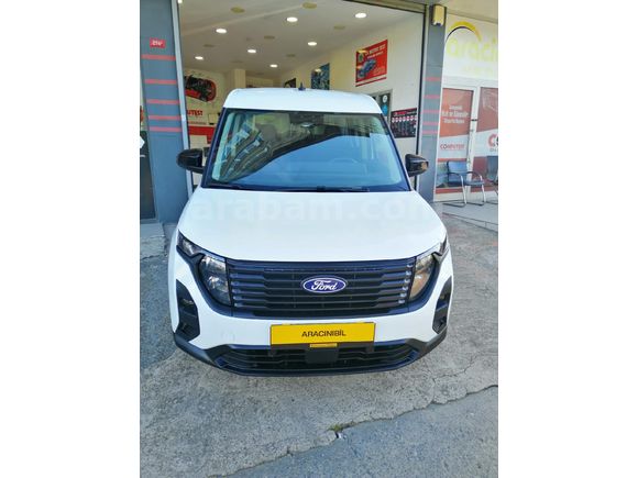 İlk Sahibinden Ford Tourneo Courier 1.0 EcoBoost Deluxe 2024 Model