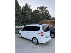 Sahibinden Ford Tourneo Courier 1.6 TDCi Titanium Plus 2015 Model  237.000 km Beyaz