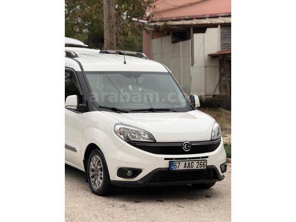 Sahibinden Fiat Doblo Combi 1.3 Multijet Premio 2015 Model  165.000 km Beyaz