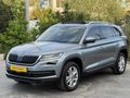 MAKYAJLI KASA İKİ KOL DİREKSİYON KODIAQ FULL+FULL