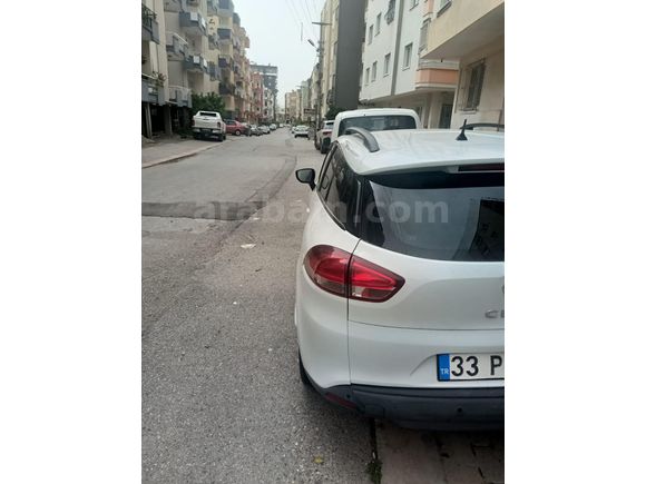 2.sahibinden Renault Clio 1.2 SportTourer Joy 2014 Model  154.000 km Beyaz