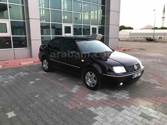 Sahibinden Volkswagen Bora 1.6 Pacific 2005 Model  290.000 km Beyaz