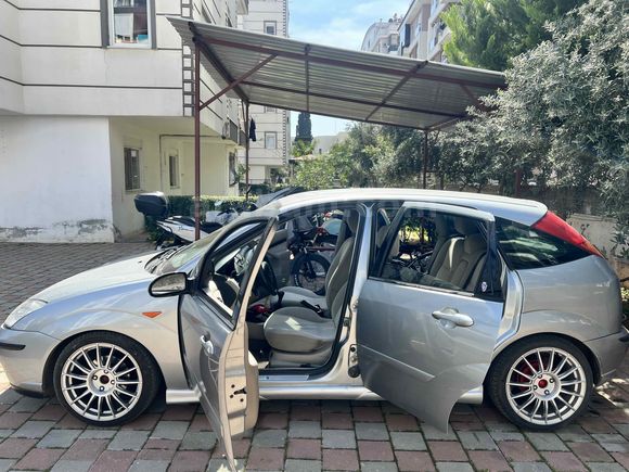 Sahibinden Ford Focus 1.6 Ghia 2004 Model Antalya 186.000 km Gri (metalik)