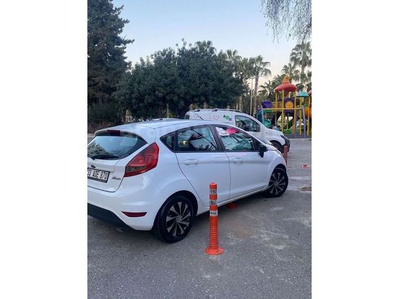Sahibinden Ford Fiesta 1.4 TDCi Trend 2012 Model 
