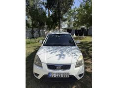 Sahibinden Kia Rio 1.5 CRDi EX Comfort 2010 Model  271.000 km Beyaz