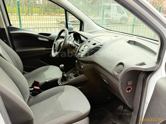 İdeal'den Ford Tourneo Courier Journey 1.5 TDCI Trend