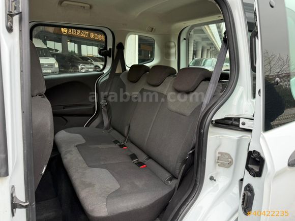 İdeal'den Ford Tourneo Courier Journey 1.5 TDCI Trend