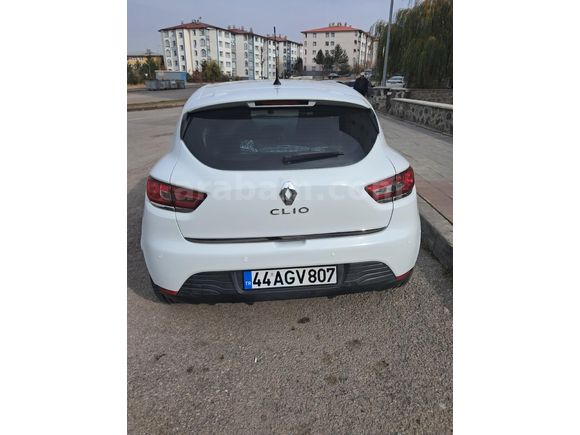 Sahibinden Renault Clio 1.2 Joy 2014 Model