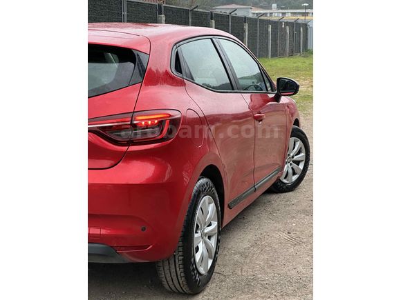 Sahibinden Renault Clio 1.0 TCe Joy 2023 Model 