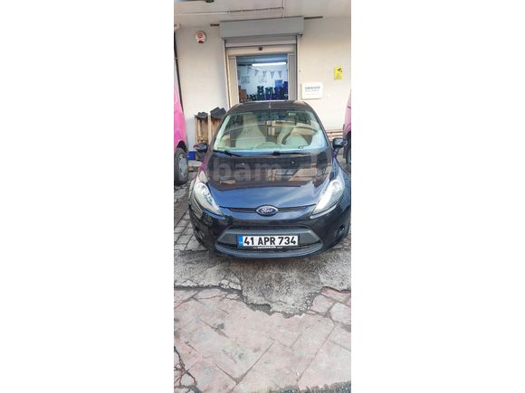 Sahibinden Ford Fiesta 1.4 Trend 2012 Model