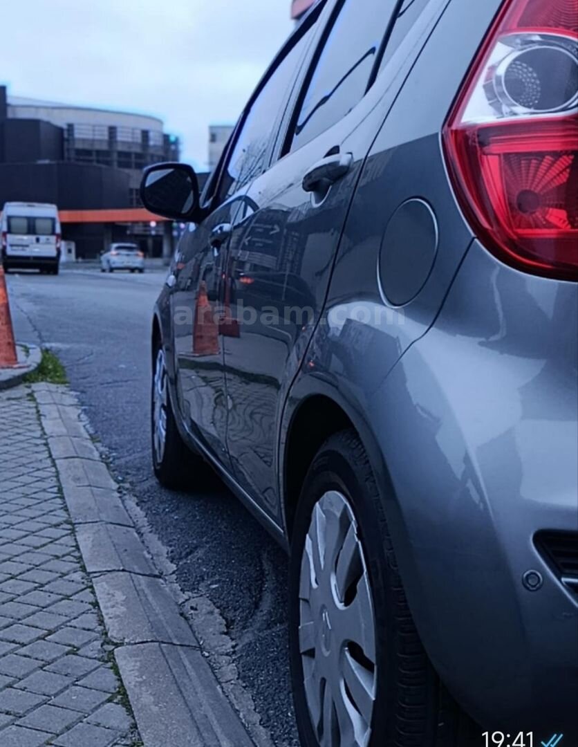 Sahibinden Suzuki Splash 1.2 GLS 2012 Model İstanbul 114.000 km Gri 5