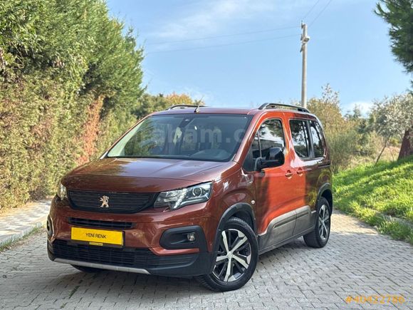 YENİ RENK OTOMOTİV 2022 PEUGEOT RIFTER GT CAM TAVAN/980BİN KREDİ