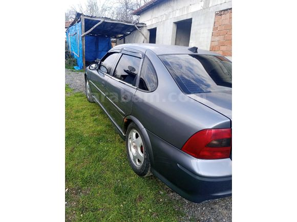 Sahibinden Opel Vectra 1.6 model l