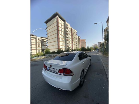 Sahibinden Honda Civic 1.6i VTEC Elegance 2011 Model 