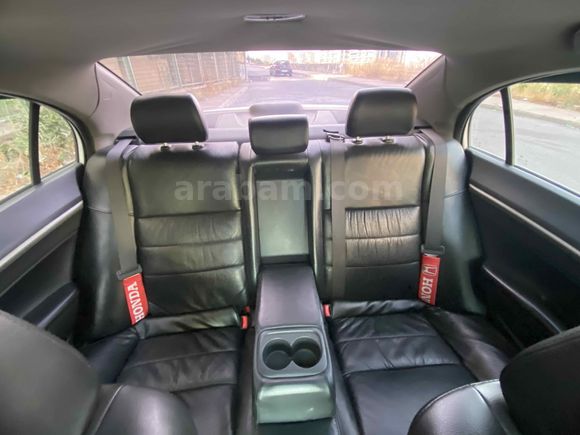 Sahibinden Honda Civic 1.6i VTEC Elegance 2011 Model 