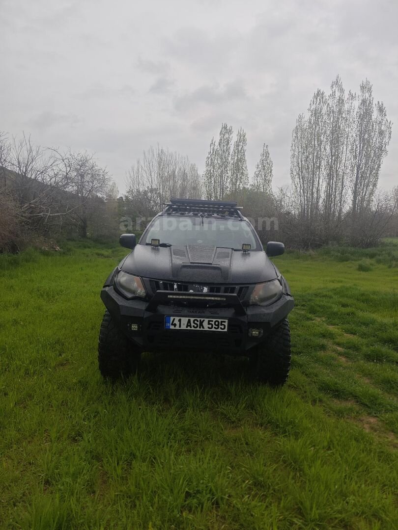 Sahibinden Mitsubishi L 200 4x4 HİZLİ OLAN ALİRl 7