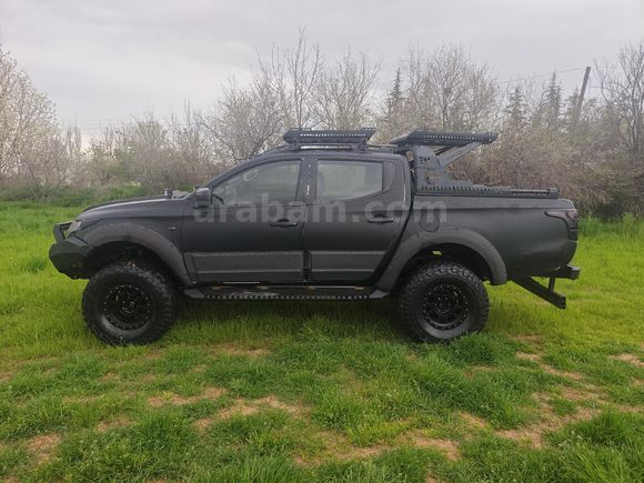 Sahibinden Mitsubishi L 200 4x4 Storm 2015 Model