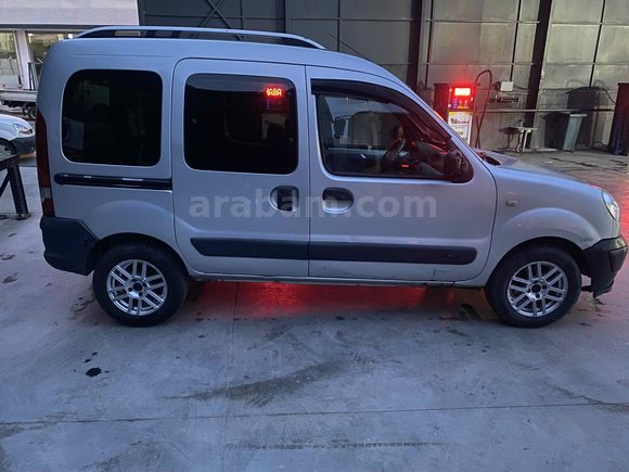 Sahibinden Renault Kangoo Multix 1.5 dCi Authentique 2007 Model 