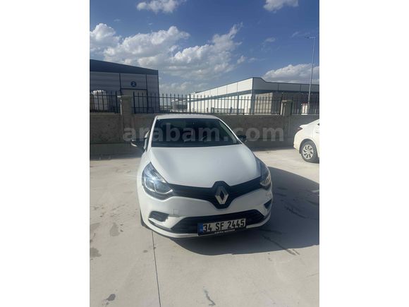 Sahibinden Renault Clio 1.5 dCi Joy 2016 Model  169.000 km Beyaz
Start stop 
Geri görüş kamerası 
Multi medya 