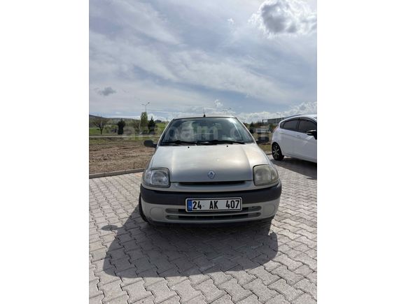 ACİL SATILIK 128 BİN KM CLIO