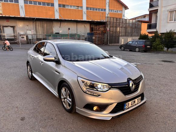 Sahibinden Renault Megane 1.6 Joy 2018 Model
