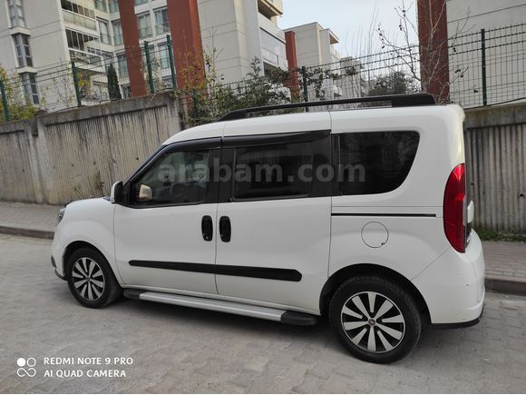 Temiz Fiat Doblo Combi 1.6 Multijet Premio Plus 2020 Model 