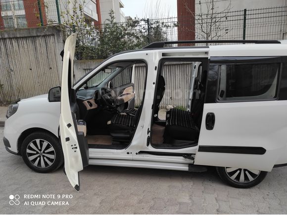 Temiz Fiat Doblo Combi 1.6 Multijet Premio Plus 2020 Model 