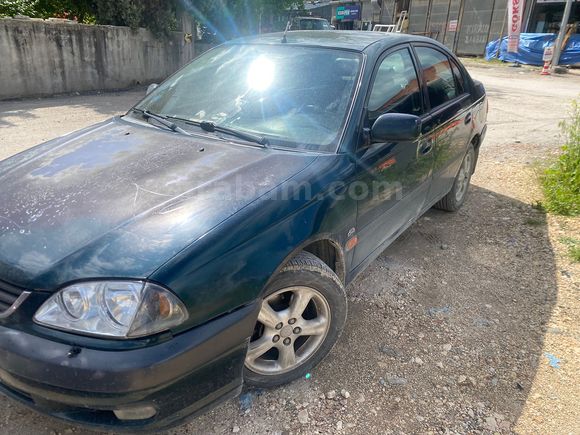 Sahibinden Toyota Avensis 2.0 Sol Extra 2001 Model 