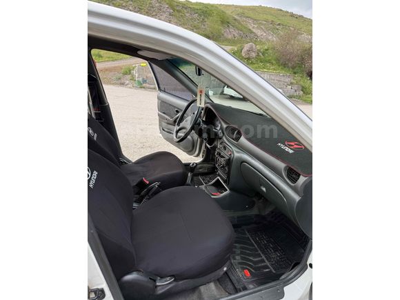 Sahibinden Hyundai Accent 1.5 GLS 1998 Model 
