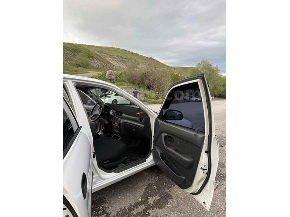 Sahibinden Hyundai Accent 1.5 GLS 1998 Model 