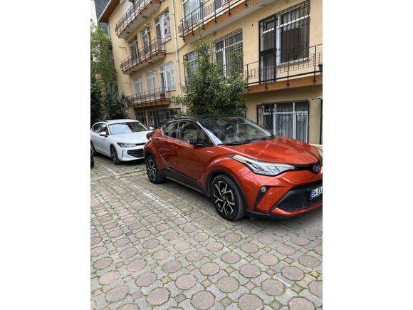 Sahibinden Toyota C-HR 1.8 Hybrid Passion 2021 Model 