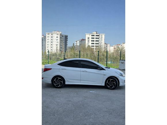 boyasız değişensiz Hyundai Accent Blue 1.6 CRDI Mode 2015 Model Diyarbakır