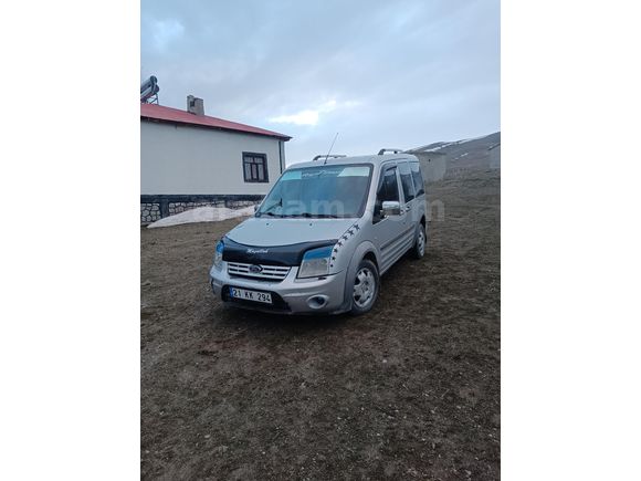 Sahibinden Ford Tourneo Connect 1.8 TDCI Deluxe 2012 Model