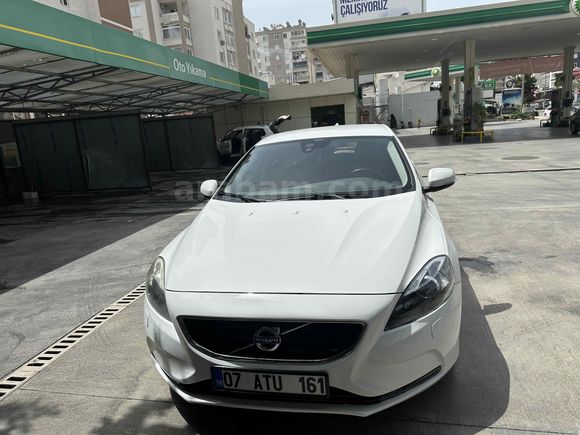 Sahibinden Volvo V40 1.6 D Advance 2013 Model 