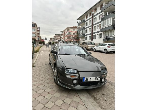 sahibinden mazda lantis otomatik vites 1.8