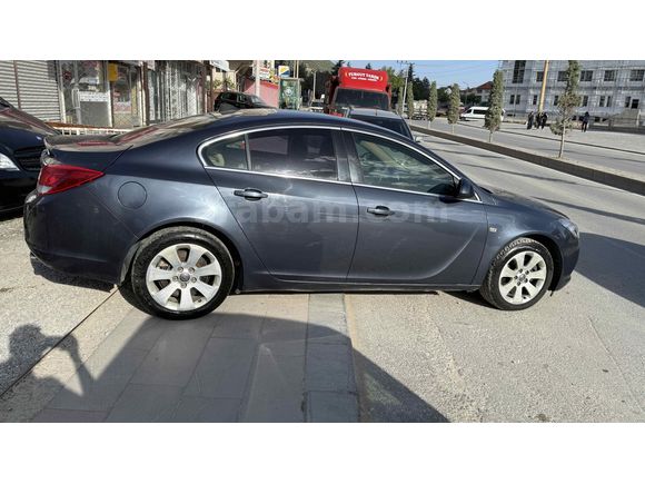 Galeriden Opel Insignia 1.6 T Cosmo 2011 Model Konya