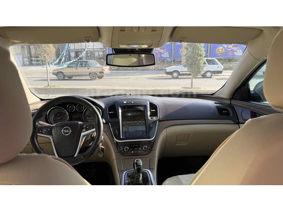 Galeriden Opel Insignia 1.6 T Cosmo 2011 Model Konya
