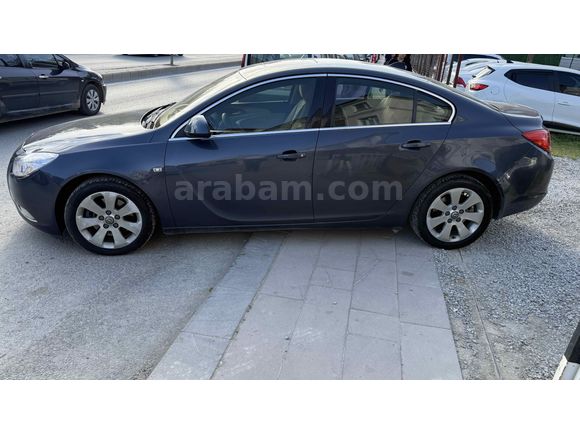 Galeriden Opel Insignia 1.6 T Cosmo 2011 Model Konya