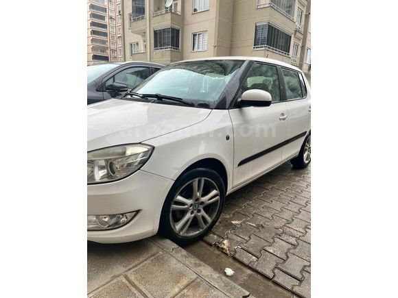 Sahibinden Skoda Fabia 1.2 Optimal 2012 Model 