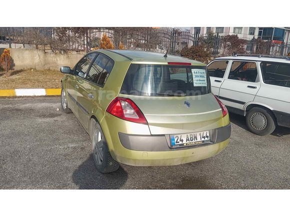 Yeni muayeneli Renault Megane 2 Hb 260b km Dynamique 2004   