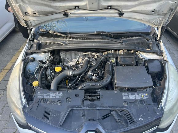 Sahibinden Renault Clio 1.2 Touch 2013 Model Ankara