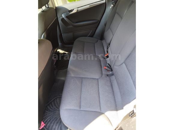 Audi A3 Sportback 1.2 TFSI Attraction 2011 Model  269.000 km Siyah