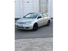 ÖĞRETMENDEN TEMİZ TOYOTA COROLLA