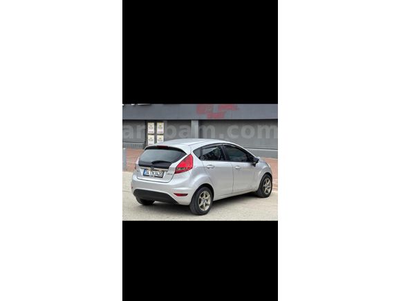 Sahibinden Ford Fiesta 1.4 TDCi Trend 2011 Model