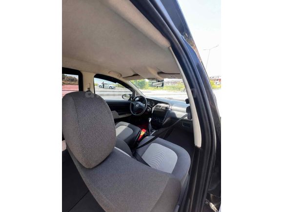 Sahibinden Fiat Linea 1.3 Multijet Active Plus 2009 Model  268.000 km Siyah